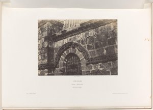 Dettaglio di una finestra della Chiesa del Santo Sepolcro, Gerusalemme da Auguste Salzmann