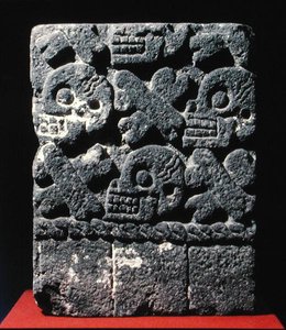 Tzompantli, tardo periodo post-classico (1300-1521)