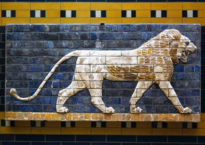 Un leone, (dettaglio), piastrelle di mattoni smaltati raffiguranti animali mitologici che adornavano la Via Processionale verso la Porta di Ishtar a Babilonia durante il regno di Nabucodonosor II (604-562 a.C.). Civiltà babilonese, VII-VI secolo a.C.