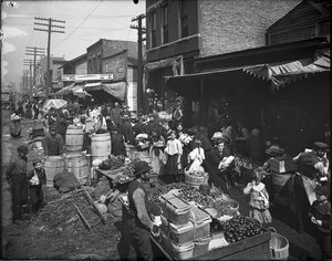 Mercato di Maxwell Street, Chicago, Illinois, USA, c.1905 da Barnes and Crosby