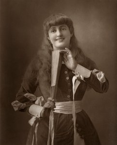 Attrice britannica Alice Atherton in Oliver Grumble