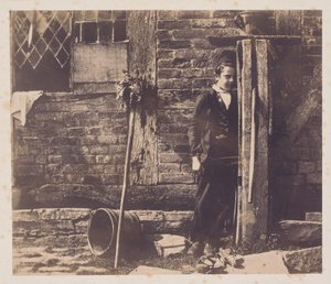 Walter Chamberlain nascosto dietro la pompa di Bredicot, metà degli anni 1850 da Benjamin Brecknell Turner