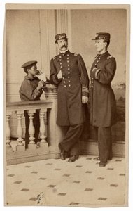 Ritratto di ufficiali di marina e di un messaggero, 1863 ca. 1863 (foto)