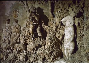 Vista interna della grotta di Boboli (dettaglio)