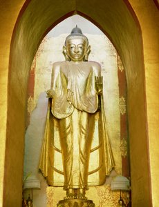 Buddha in piedi (oro) da Burmese School