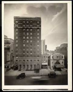 Hotel Bristol, 48th Street, New York, 1920 da Byron Company