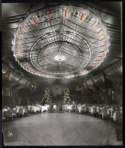 Sala di ricevimento al Ritz-Carlton Hotel, 1915 o 1916 da Byron Company