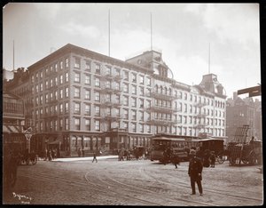 Il Grand Union Hotel alla 4th Avenue e 42nd Street, New York, 1904 da Byron Company