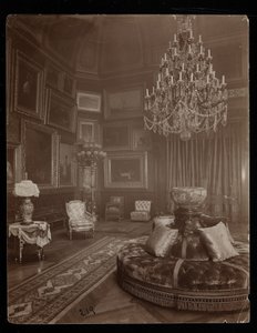 La residenza della signora William Astor, 5th Avenue e 34th Street, New York, 1894 da Byron Company