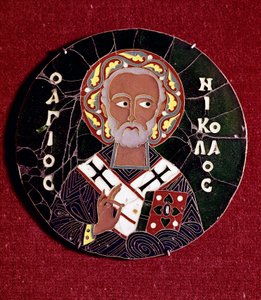 Arte bizantina: rappresentazione di San Nicola di Myra (o Bari) (IV secolo) Smalto del X secolo da Byzantine
