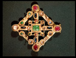 Spilla a forma di croce greca da Byzantine School