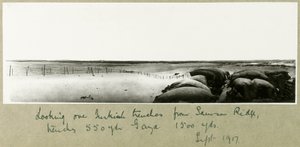 Guardando oltre le trincee turche da Samson Ridge, settembre 1917 da Capt. Arthur Rhodes