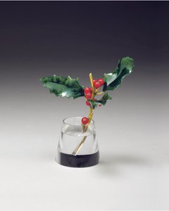 Ramo di agrifoglio in un vaso affusolato, circa 1890 da Carl Fabergé