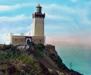 Nord del Marocco, faro a Capo Spartel, situato a 12 km a ovest di Tangeri, data immagine: circa 1910. Archivio Carl Simon
