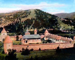 Romania, Bucovina, Monastero di Sucevita situato nella valle del ruscello Sucevita, circa 1920, Archivio Carl Simon da Carl Simon