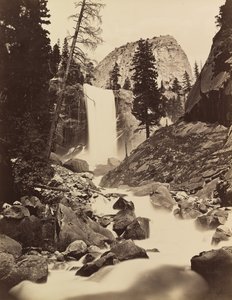 Cascata Vernal, Yosemite, 1865-66, stampato ca. 1875 da Carleton Emmons Watkins