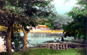 Diga di Ruswarp, Whitby, North Yorkshire, 1926 da Cavenders Ltd