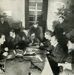 Interrogatorio degli equipaggi, W.A.A.F. Aiuto in questo lavoro, c1943