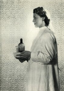 Infermiere, c1943 da Cecil Beaton