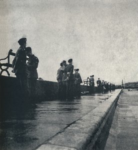 Lettura dei segnali trasmessi con lampada Aldis, 1941