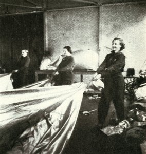 Riparazione dei palloni di sbarramento