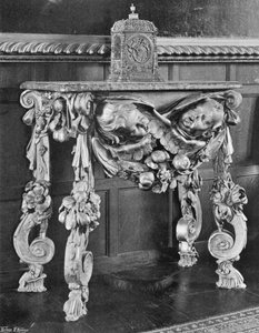 Una console di Grinling Gibbons