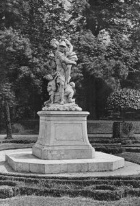 Lato est del giardino sud da Charles Latham