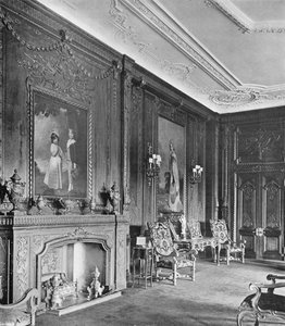 Knowsley Hall: Il Salotto di Quercia da Charles Latham