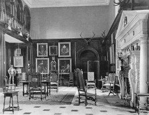 La sala da Charles Latham