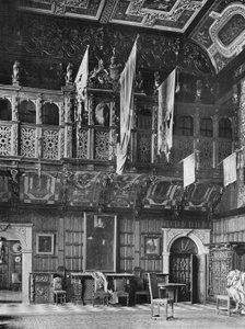 La Sala di Marmo, Est da Charles Latham