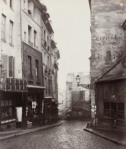 Rue de la Montagne-Sainte-Geneviève vicino all
