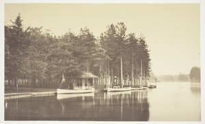 Senza titolo [Barca su un lago nel Bois de Boulogne, un parco a Parigi]