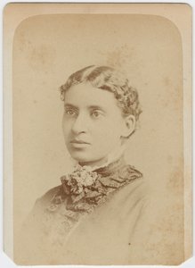 Carte de visite di Lottie Grimke da Charles Milton Bell
