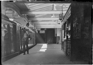 Stazione di Liverpool Street, Liverpool Street, Città di Londra, Greater London Authority, c1932 da Charles William Prickett