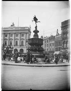 Fontana commemorativa di Shaftesbury, Piccadilly Circus, Città di Westminster, Londra, 1895-1905 da Charles William Prickett