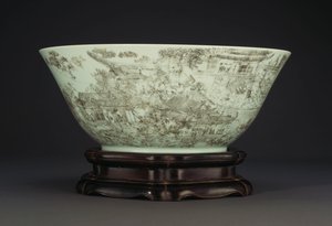 Una grande ciotola in porcellana incisa che raffigura una scena continua di donne nei giardini del palazzo, 1796-1820 da Chinese School