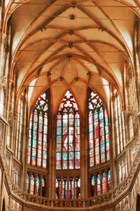 Le maestose vetrate della chiesa da Christina Sillen