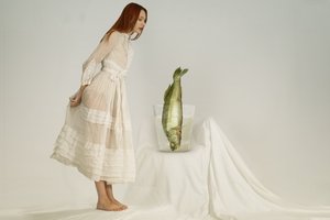 La donna curiosa e il pesce da Christine von Diepenbroek
