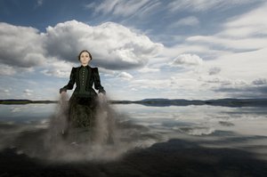 Donna eterea, Acqua immobile da Christine von Diepenbroek