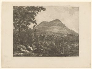 Paesaggio con il monte Landeskrone vicino a Görlitz