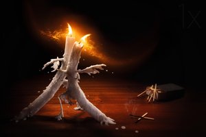 Candele che si sciolgono in modo spettacolare da Christophe Kiciak