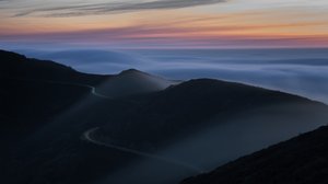 La strada della Montagna del Crepuscolo