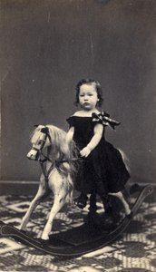 Bambina su cavallo a dondolo, 1860s da Clark and Hamlin
