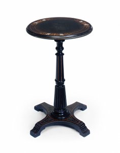 Tavolino vittoriano ebanizzato, fine XIX secolo