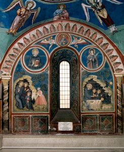 Diversi episodi della vita di San Benedetto da Norcia: a sinistra una donna porge un pezzo di pane avvelenato a San Benedetto, a destra un corvo prende il pane e salva San Benedetto. Affresco del Maestro Consolo, Chiesa Inferiore del Monastero