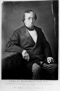 Benjamin Disraeli, 1º conte di Beaconsfield, statista conservatore britannico