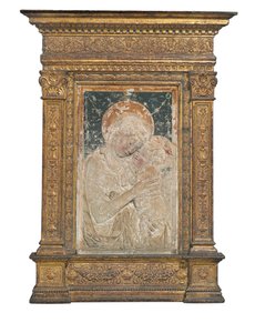 Rilievo della Vergine e del Bambino