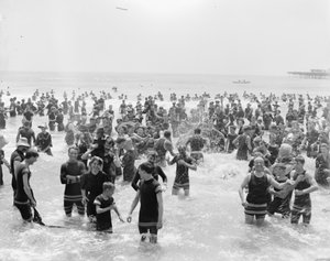 Bagnanti, Atlantic City, New Jersey da Detroit Publishing Co.