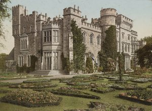 Castello di Hawarden, c.1900 (stampa fotomeccanica)