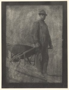 [Uomo nero con carriola] da Doris Ulmann